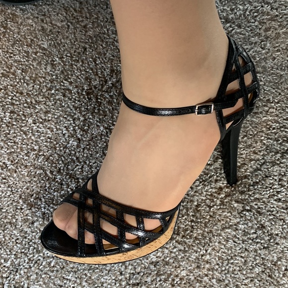 Like New Nine West Platform Heels Black Size 10 - Picture 7 of 7